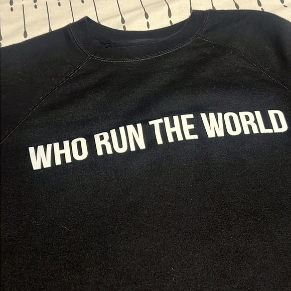 Brunette The Label Black Sweatshirt with White Text - Picture 2 of 7